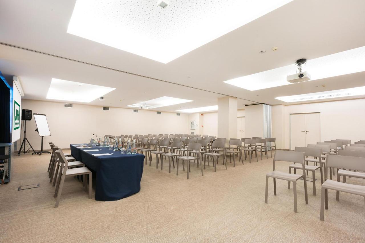 Just Hotel Lomazzo Fiera Dış mekan fotoğraf
