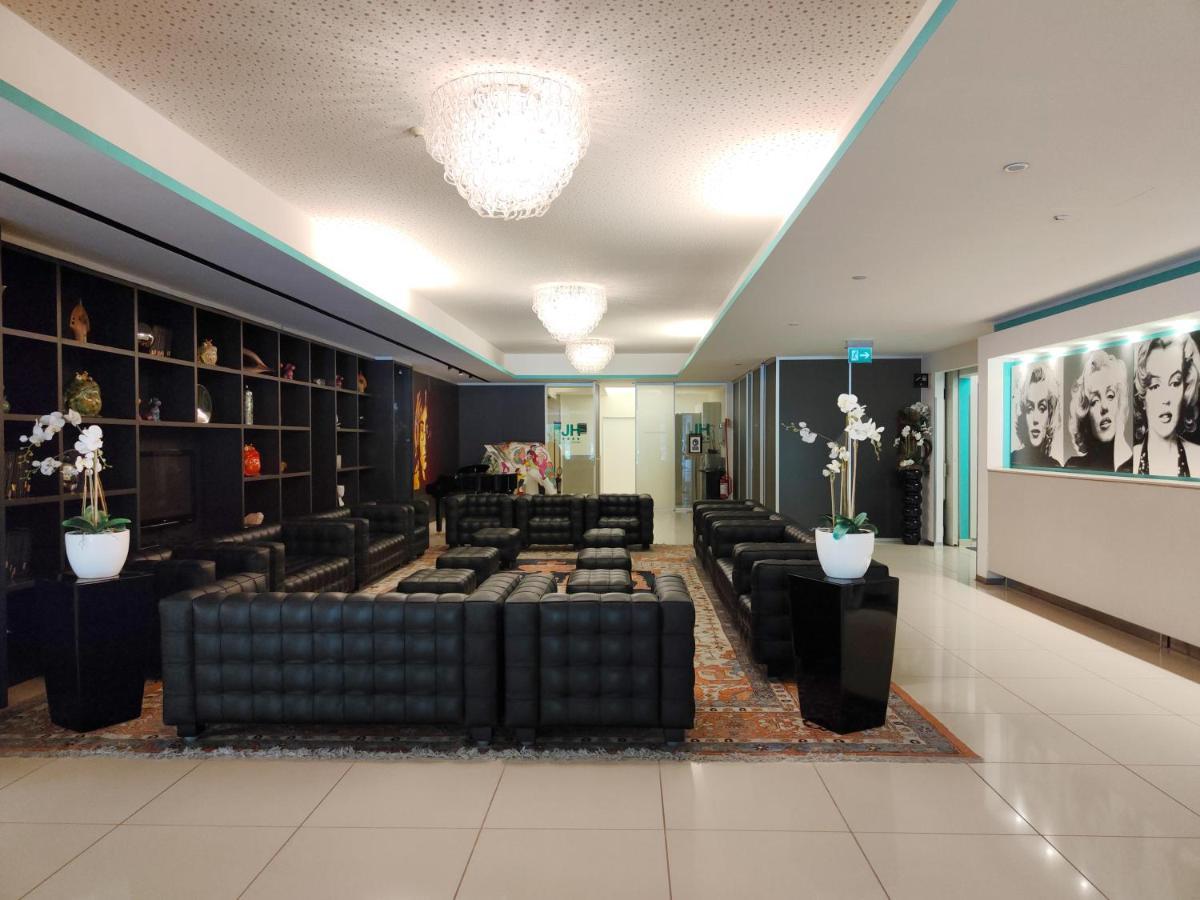 Just Hotel Lomazzo Fiera Dış mekan fotoğraf