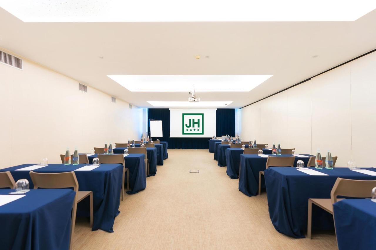 Just Hotel Lomazzo Fiera Dış mekan fotoğraf