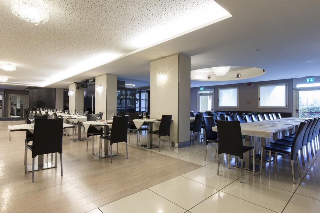 Just Hotel Lomazzo Fiera Dış mekan fotoğraf